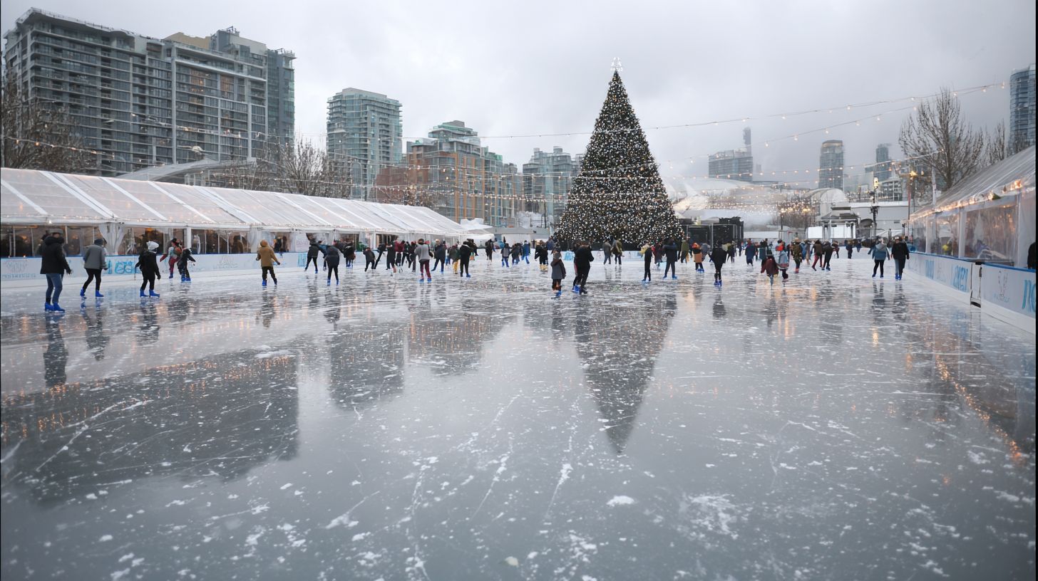 Праздничное катание на катке
