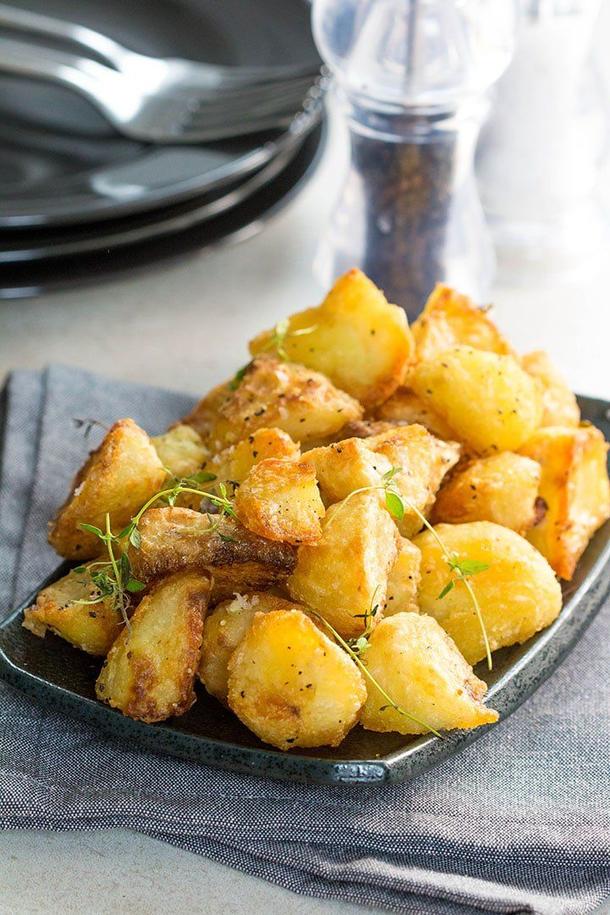 Картофель печеный с сырным соусом Картофель печеный с сырным соусом