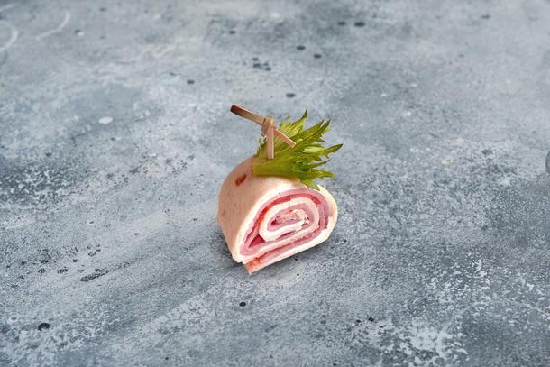 Рулетик с индейкой