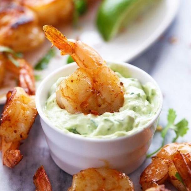 Тигровая креветка с соусом guacamole Тигровая креветка с соусом guacamole