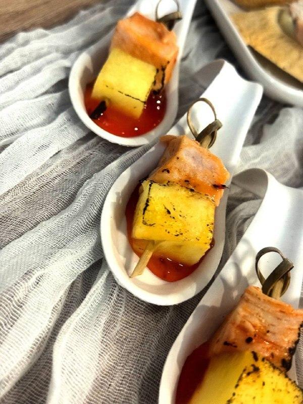 Куриное филе в соусе sweet chili с ананасом