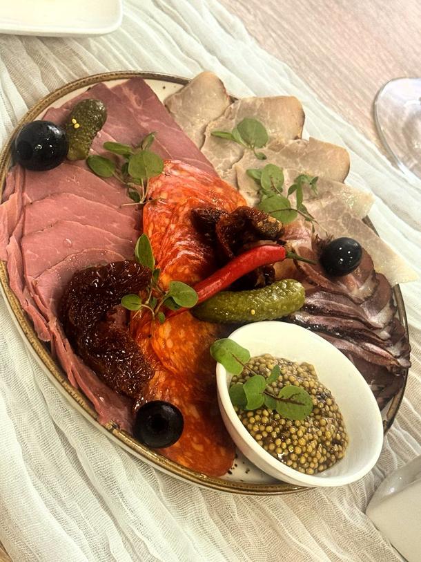 Мясное ассорти