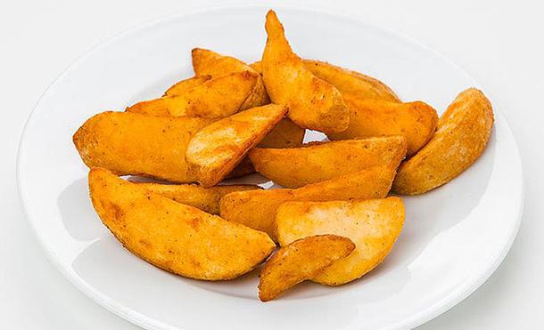 Картофельные дольки печеные со специями