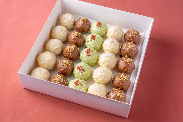 Бокс ассорти шоколадных десертов