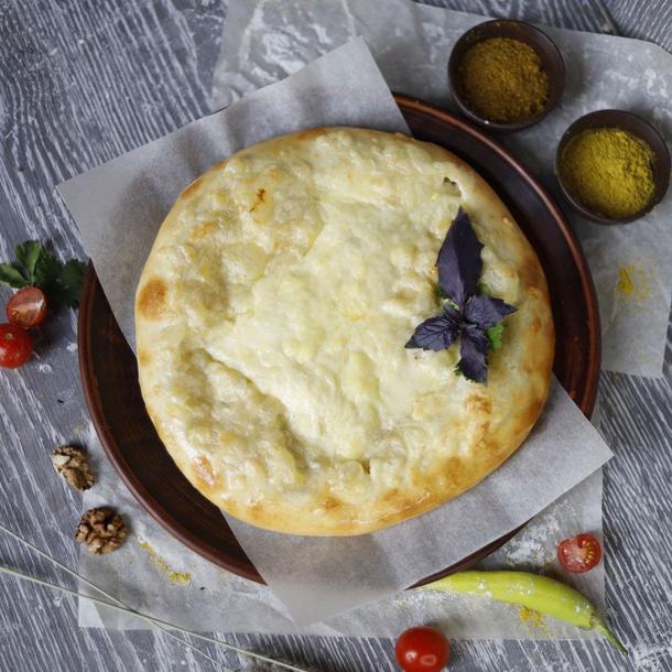 Кубдари круглый пирог с мясом Кубдари круглый пирог с мясом