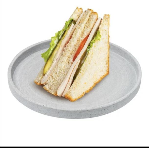 Сэндвич с курой и овощами