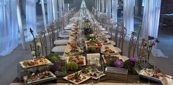 Роскошный банкет с обслуживанием на 10-12 персон