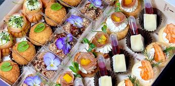 Доставка блюд и напитков на 35 персон