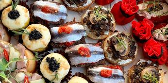 Доставка блюд и напитков на 340 персон