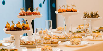 Доставка блюд на 60 персон