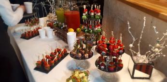 Праздничный фуршетный сет на 6 персон c мини-бургерами