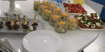 Праздничный фуршетный сет на 12 персон