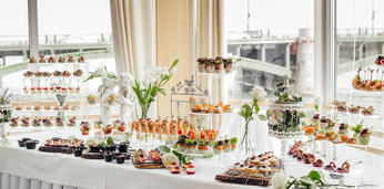 Сытный фуршет на 20 персон