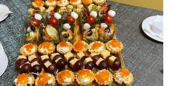 Сет рулетиков и тарталеток на 30 персон